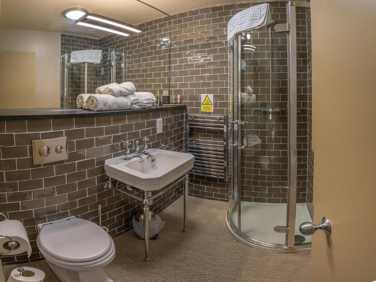 Harper'S Steakhouse With Rooms, Haslemere Eksteriør bilde