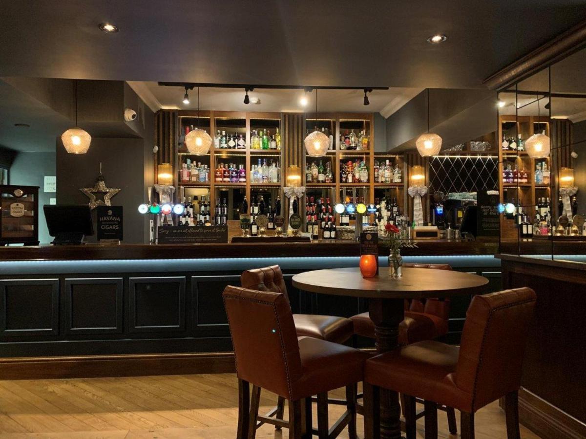 Harper'S Steakhouse With Rooms, Haslemere Eksteriør bilde