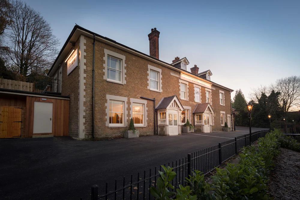 Harper'S Steakhouse With Rooms, Haslemere Eksteriør bilde